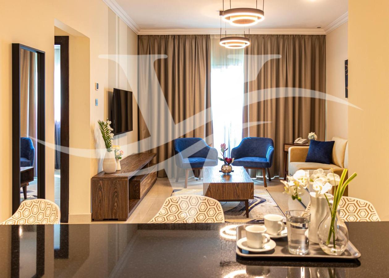 Viola Hotel Apartments Шарджа Экстерьер фото