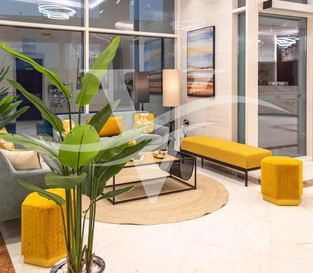 Viola Hotel Apartments Шарджа Экстерьер фото