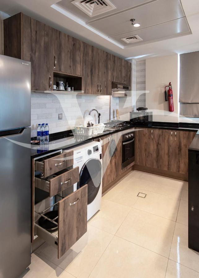 Viola Hotel Apartments Шарджа Экстерьер фото